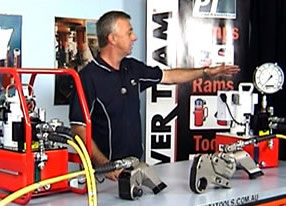 video torque wrench pumps